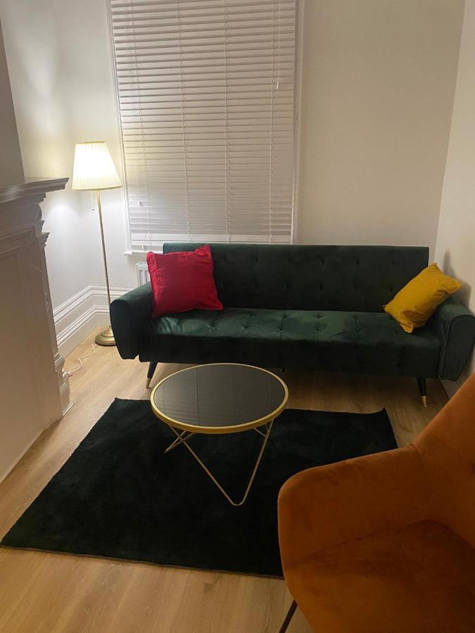 I&J Suites London Bagian luar foto